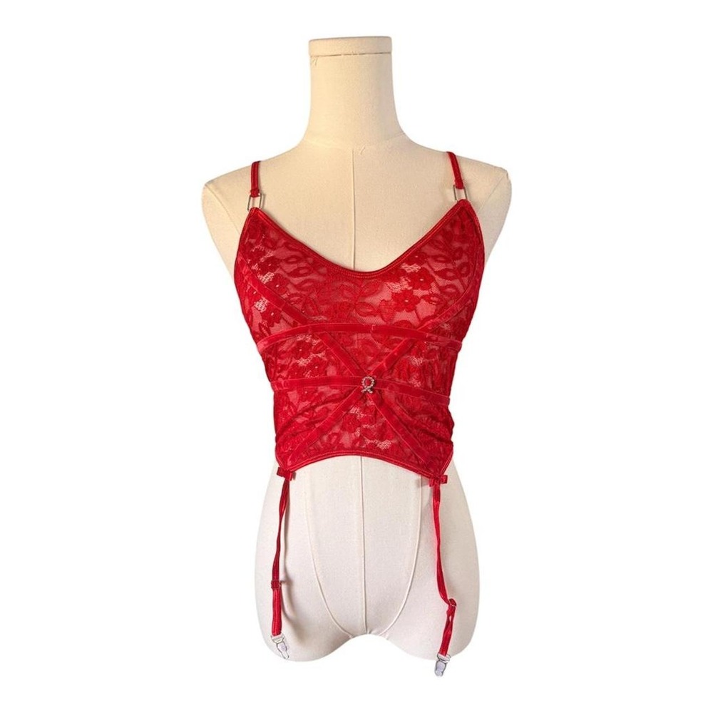 Red lace lingerie‎ top with floral pattern and adjustable straps